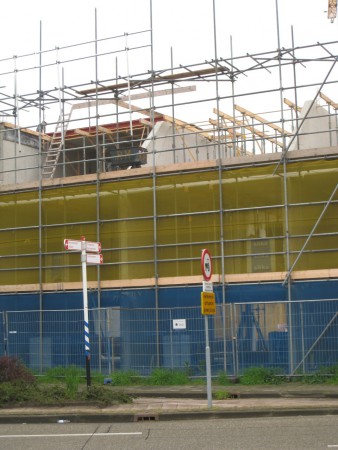 Buren heb al een plafond op 2de etage