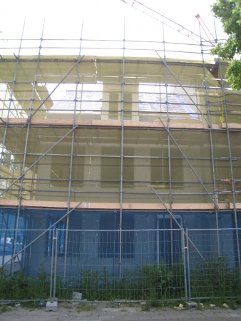 Nummer 4 (hoek) ziet er al als huis uit.